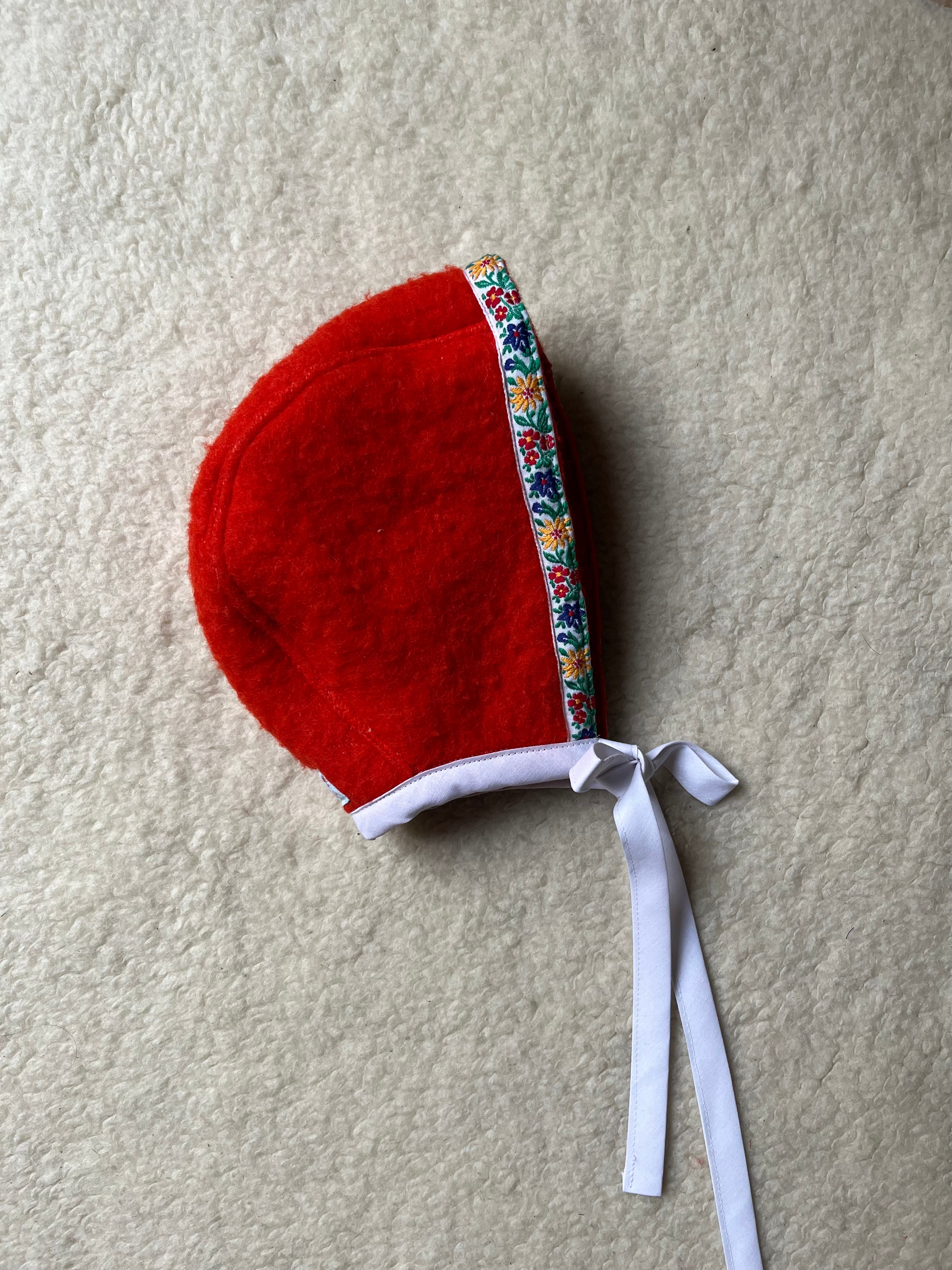 Béguin uni adulte upcyclé en laine – Pièce unique