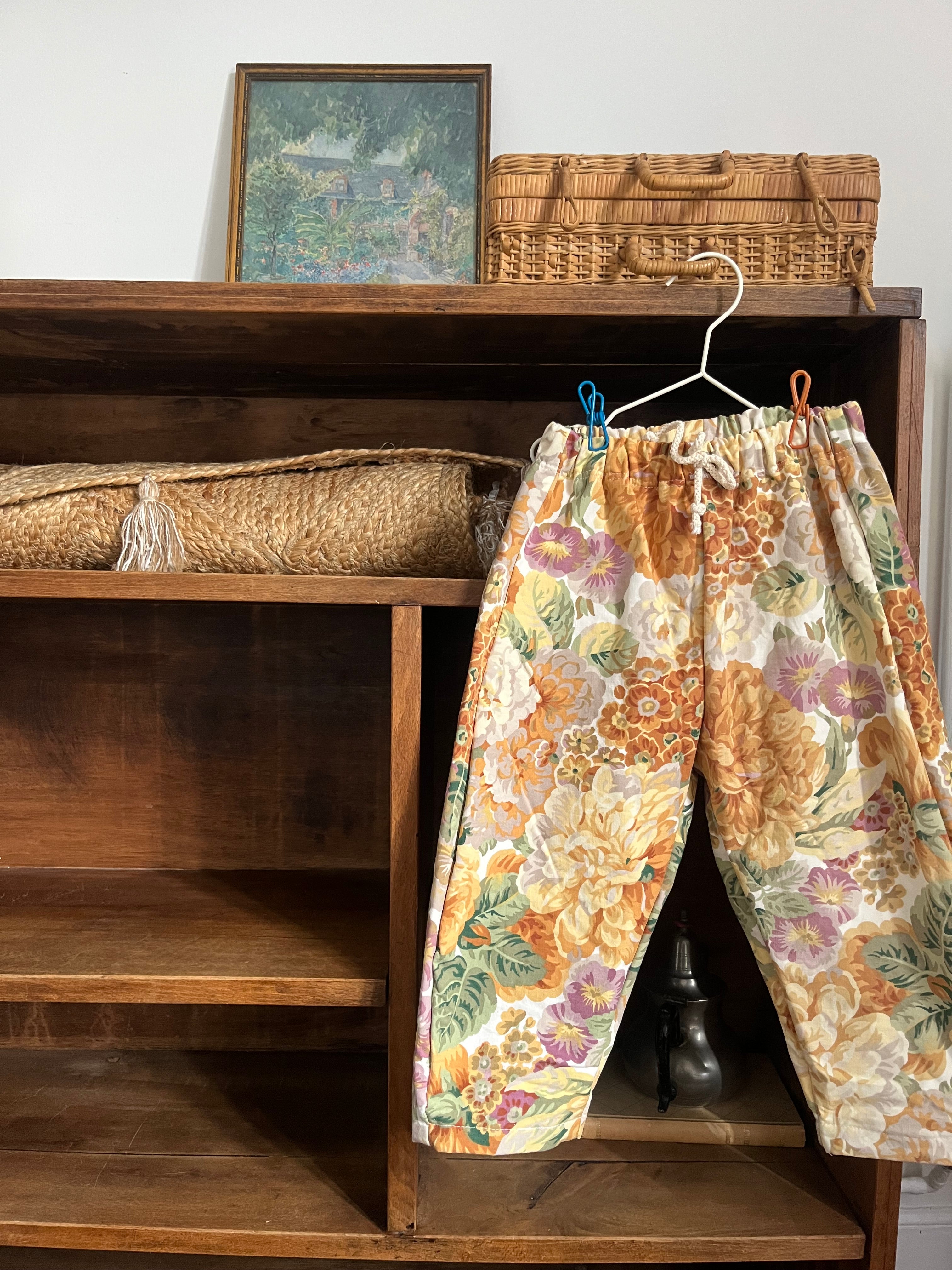 Pantalon enfant à fleurs