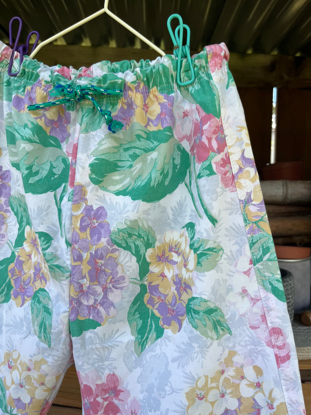Pantalon enfant à fleurs