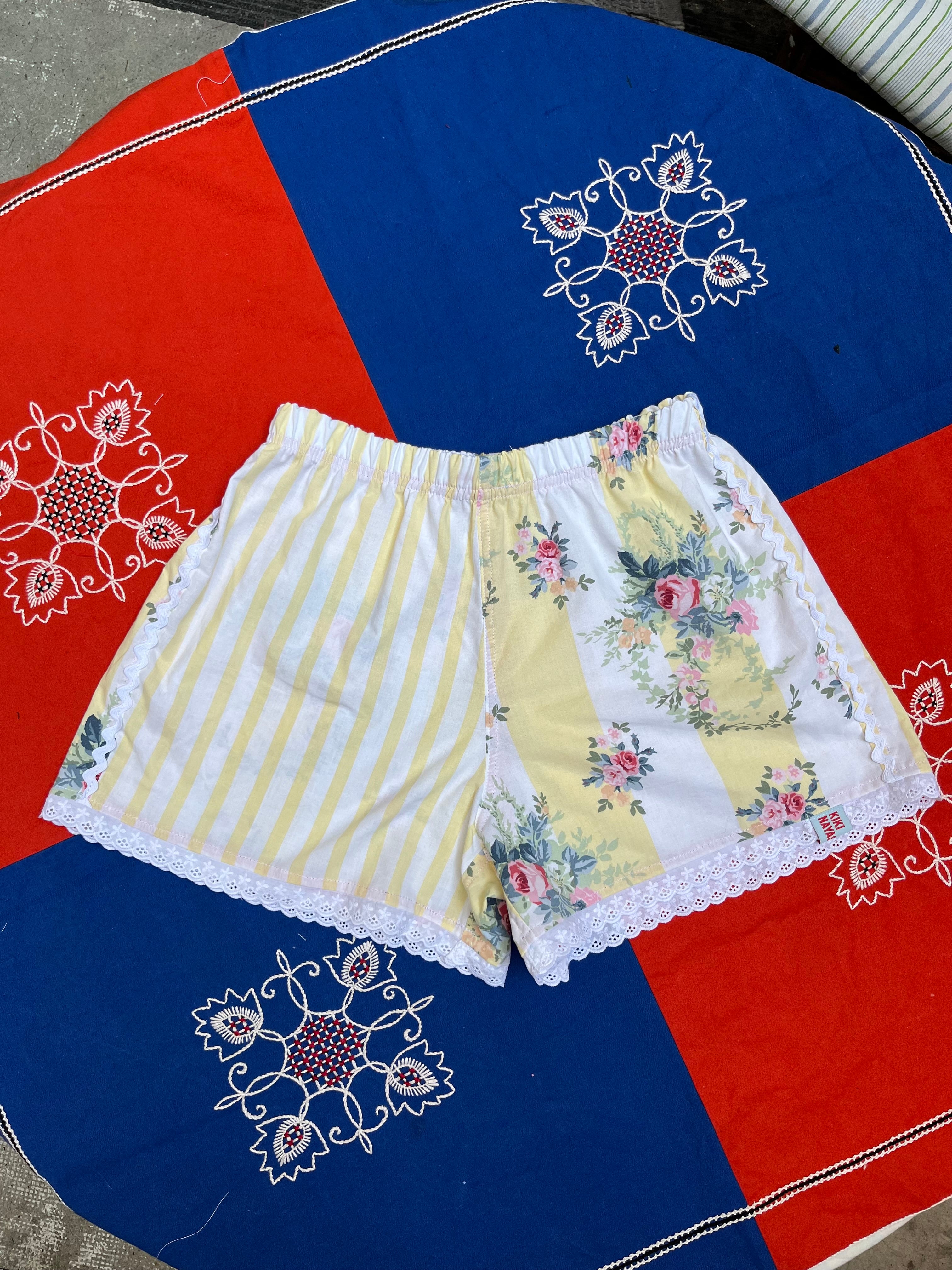 Mini Short rayures fleurs  – Pièce Unique