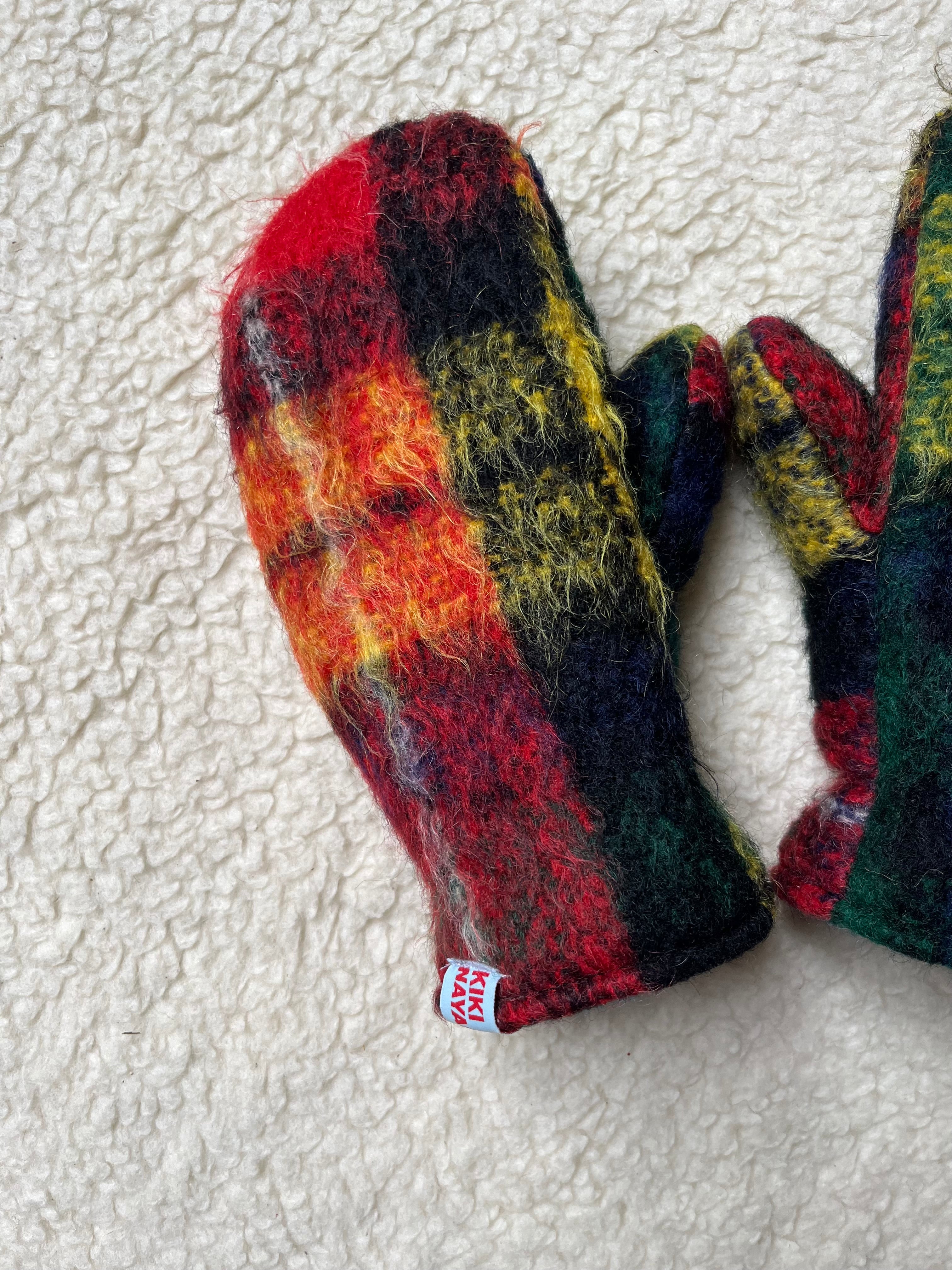 Moufles upcyclées en mohair tartan