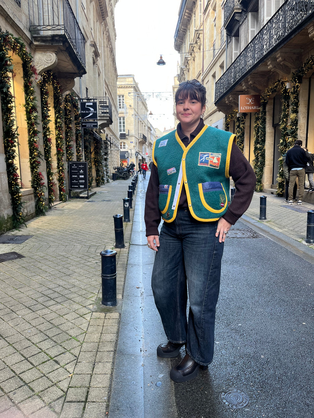 Veste sans manches laine patchs vintage  - Pièce unique
