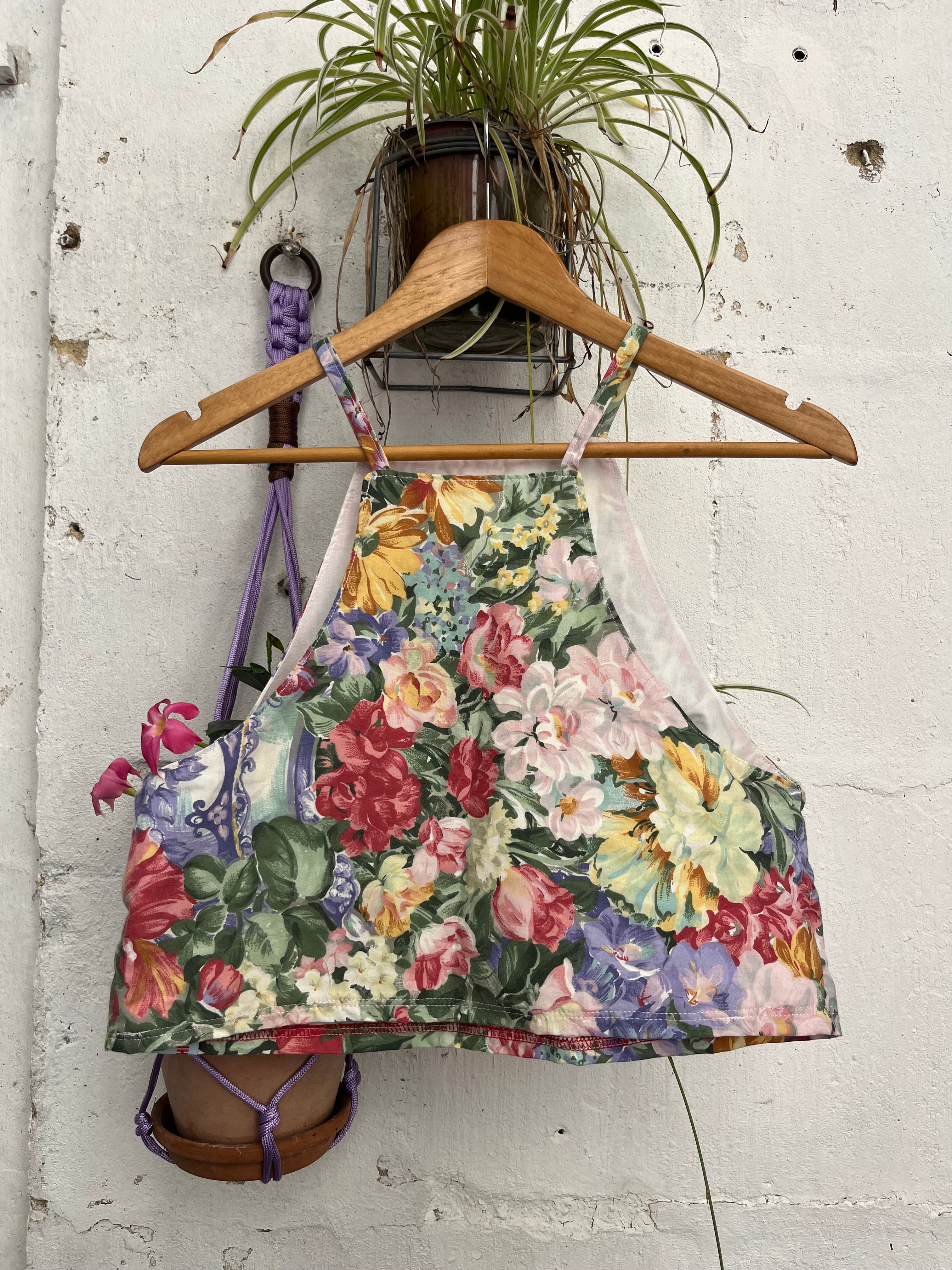 Débardeur fleurs upcyclé - Pièce unique