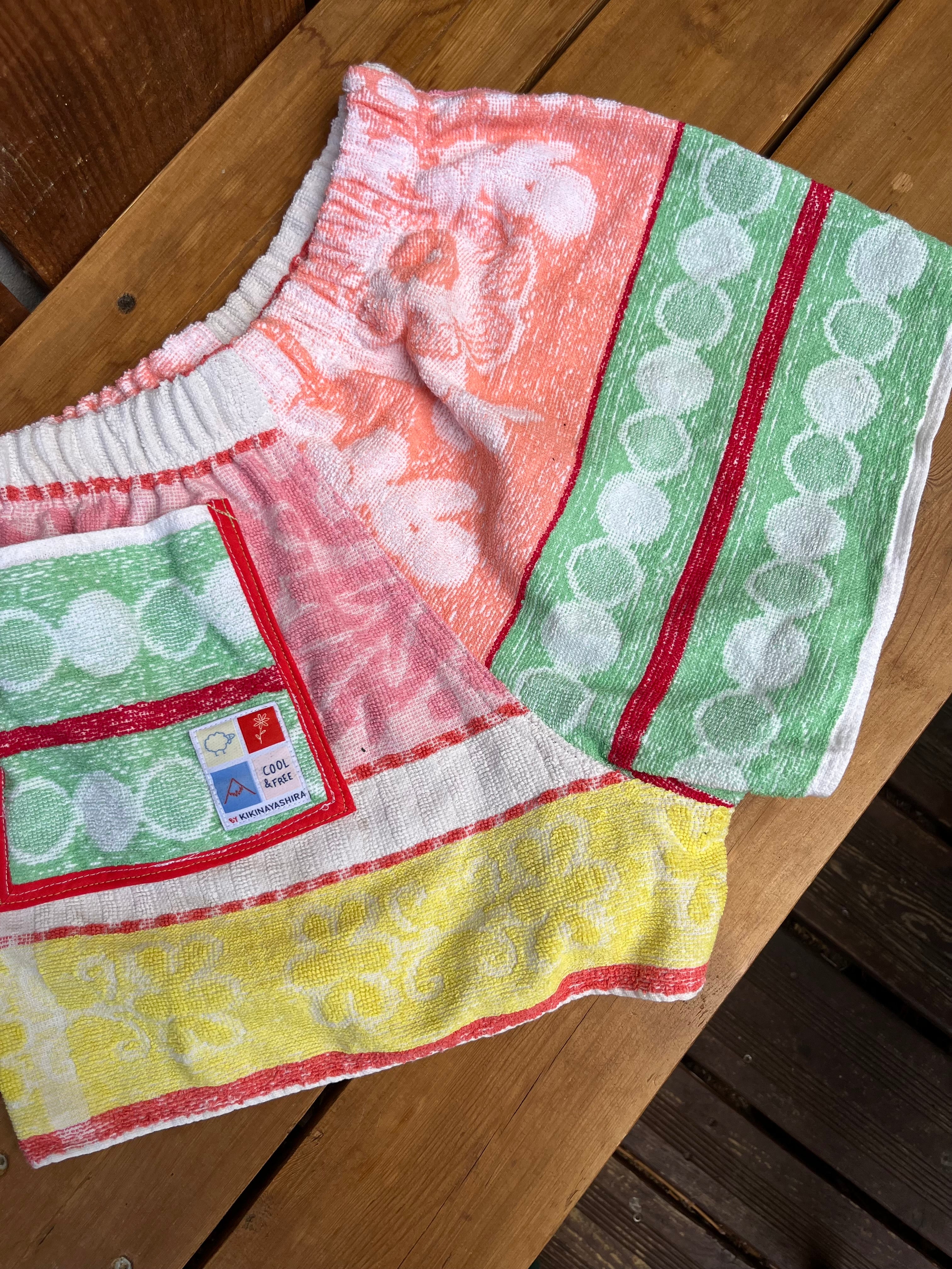 Mini Short Éponge Vintage – Pièce Unique
