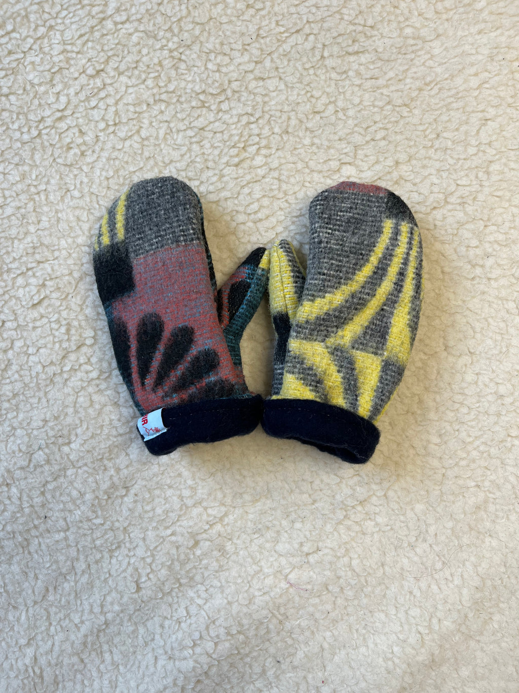 Moufles upcyclées multicolore