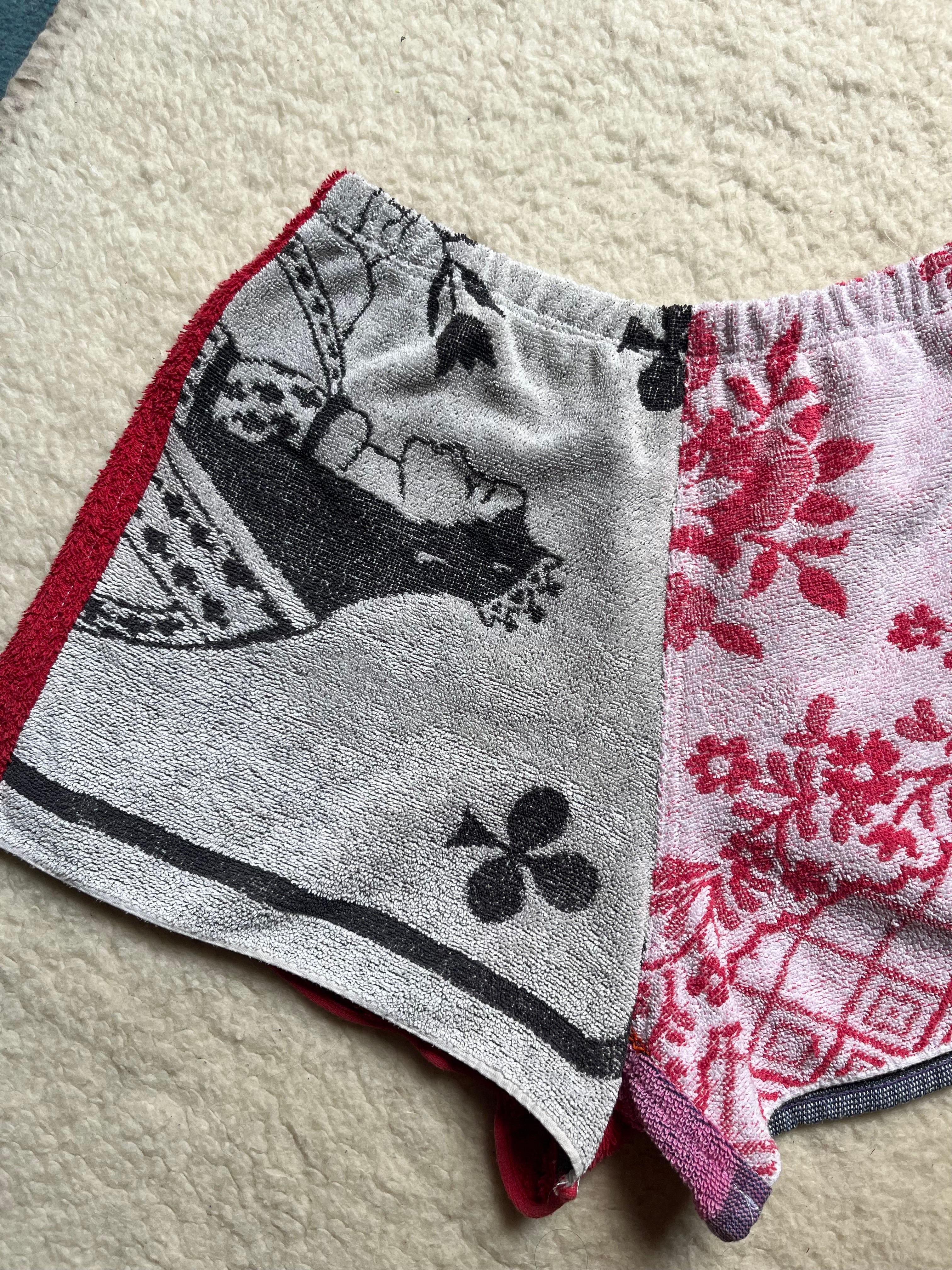 Mini Short éponge vintage – Pièce Unique