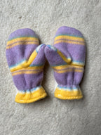 Moufles upcyclées à rayures