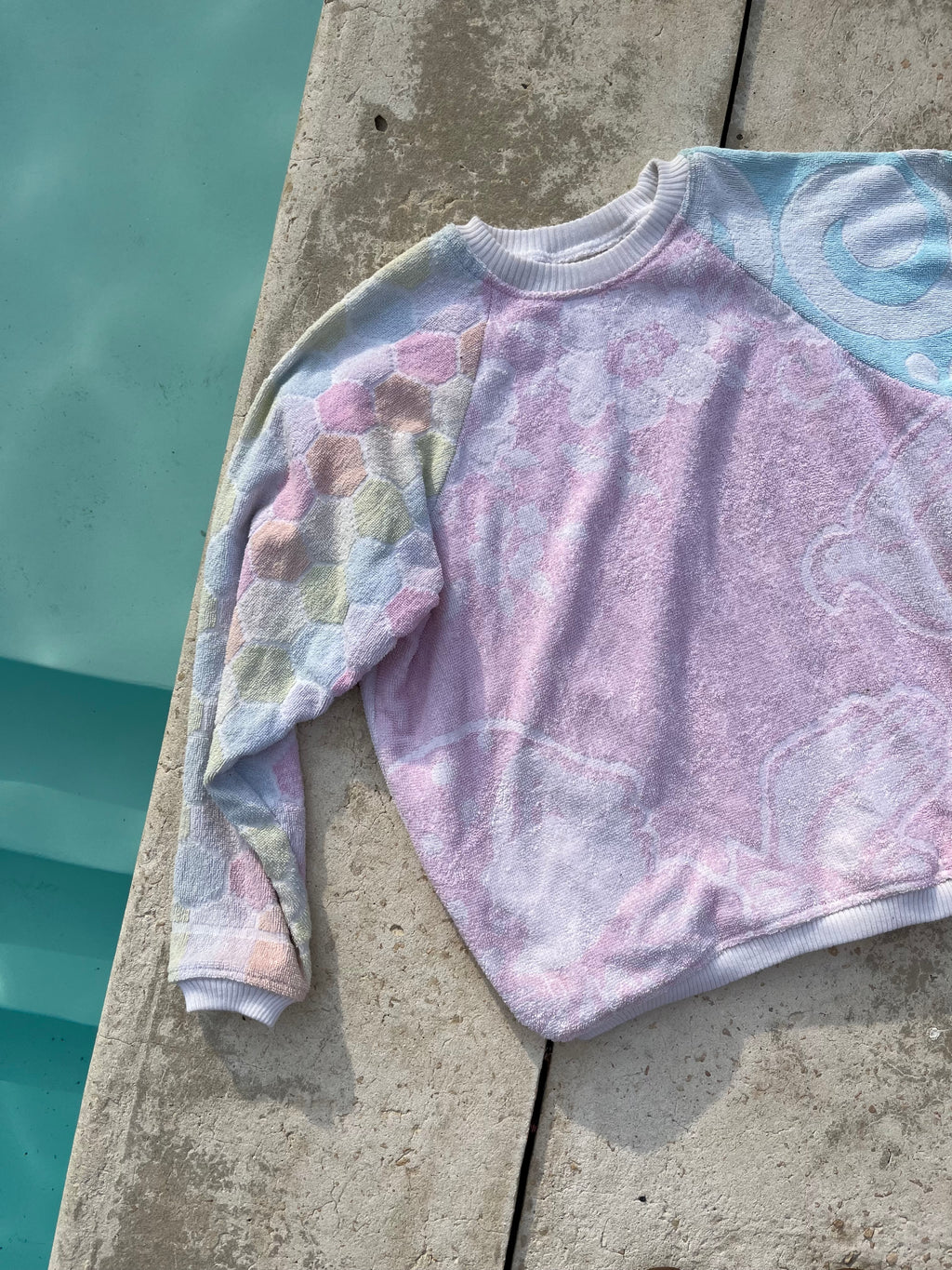 Sweat éponge upcyclée - Pièce unique