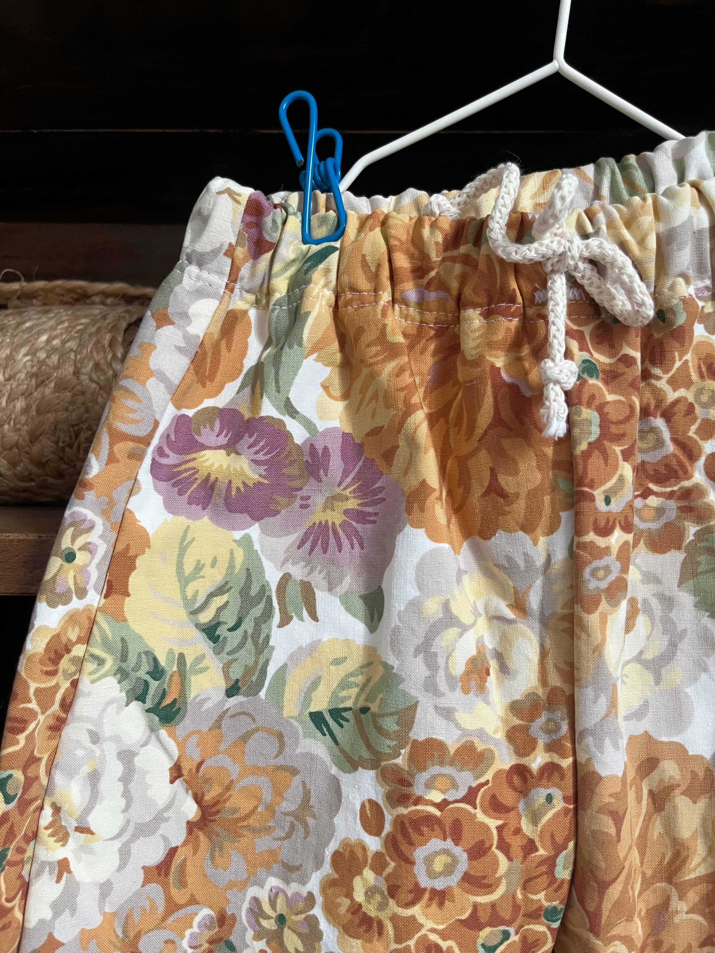 Pantalon enfant à fleurs