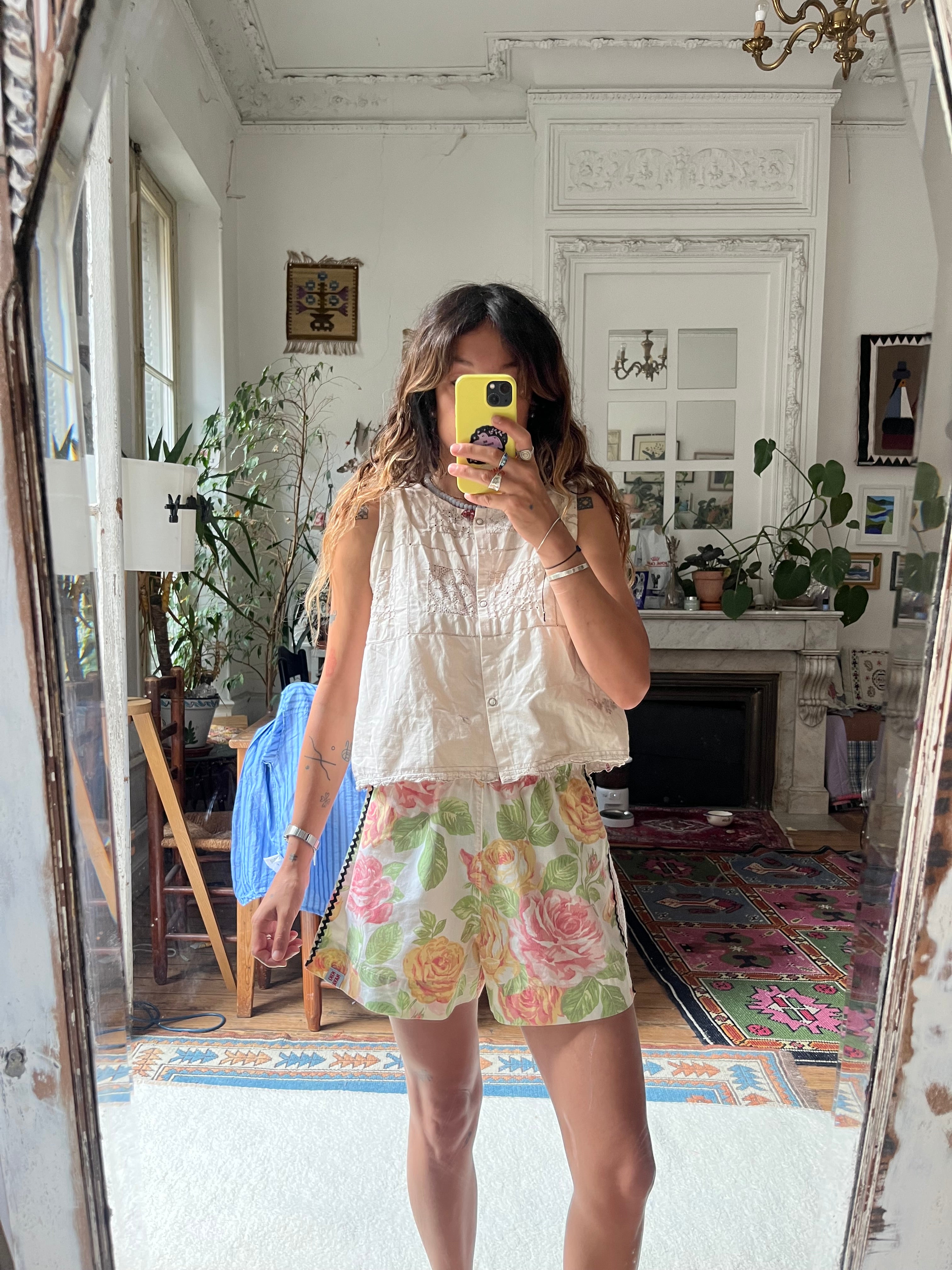 Mini Short fleurs dentelle  – Pièce Unique
