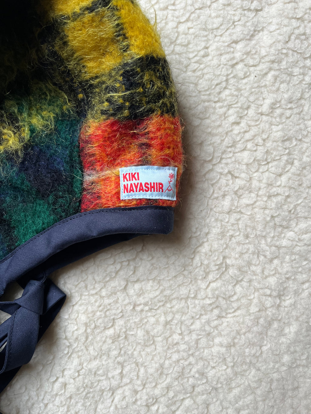 Béguin tartan adulte upcyclé en mohair & polaire – Pièce unique