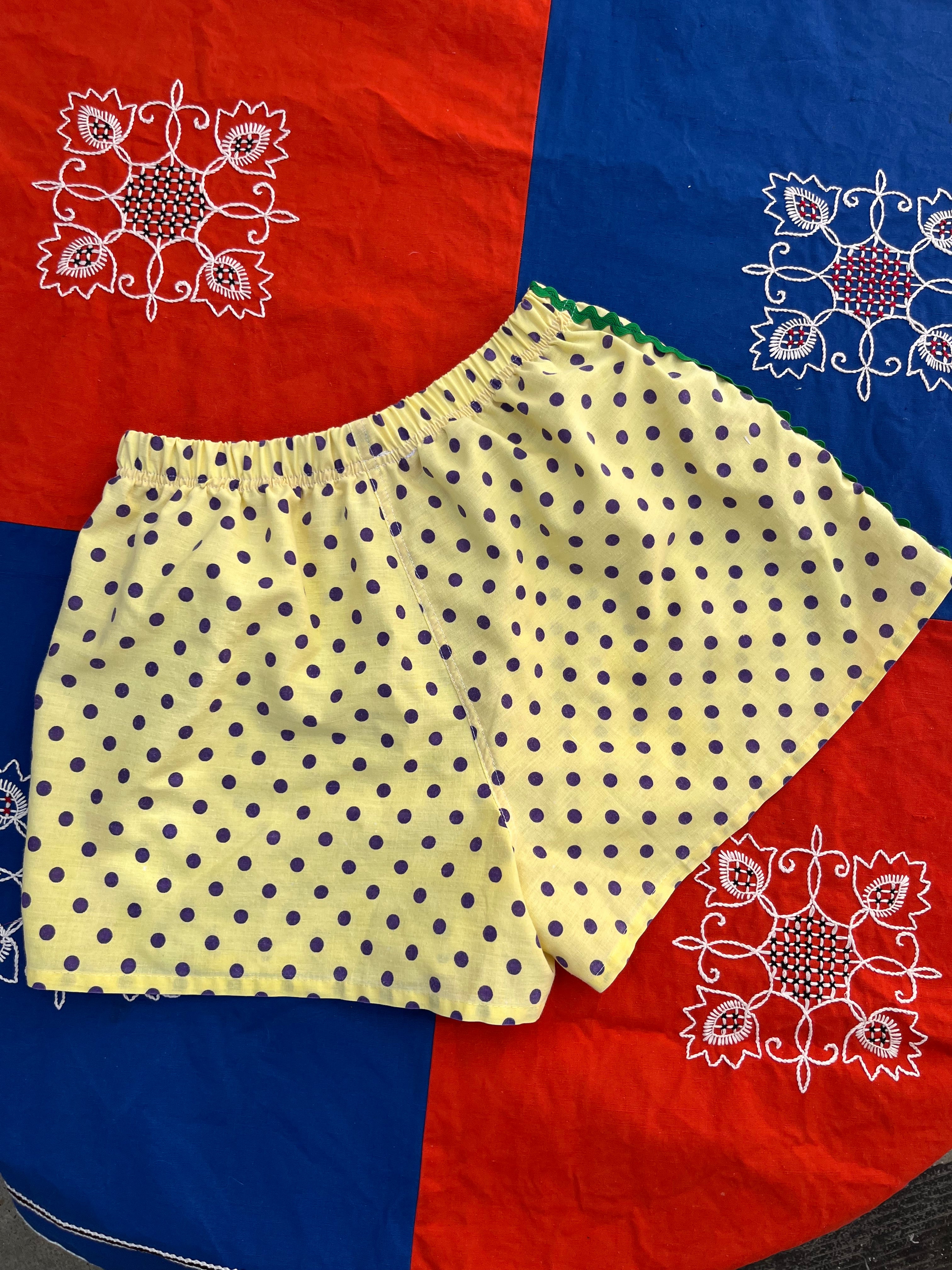 Mini Short à pois – Pièce Unique