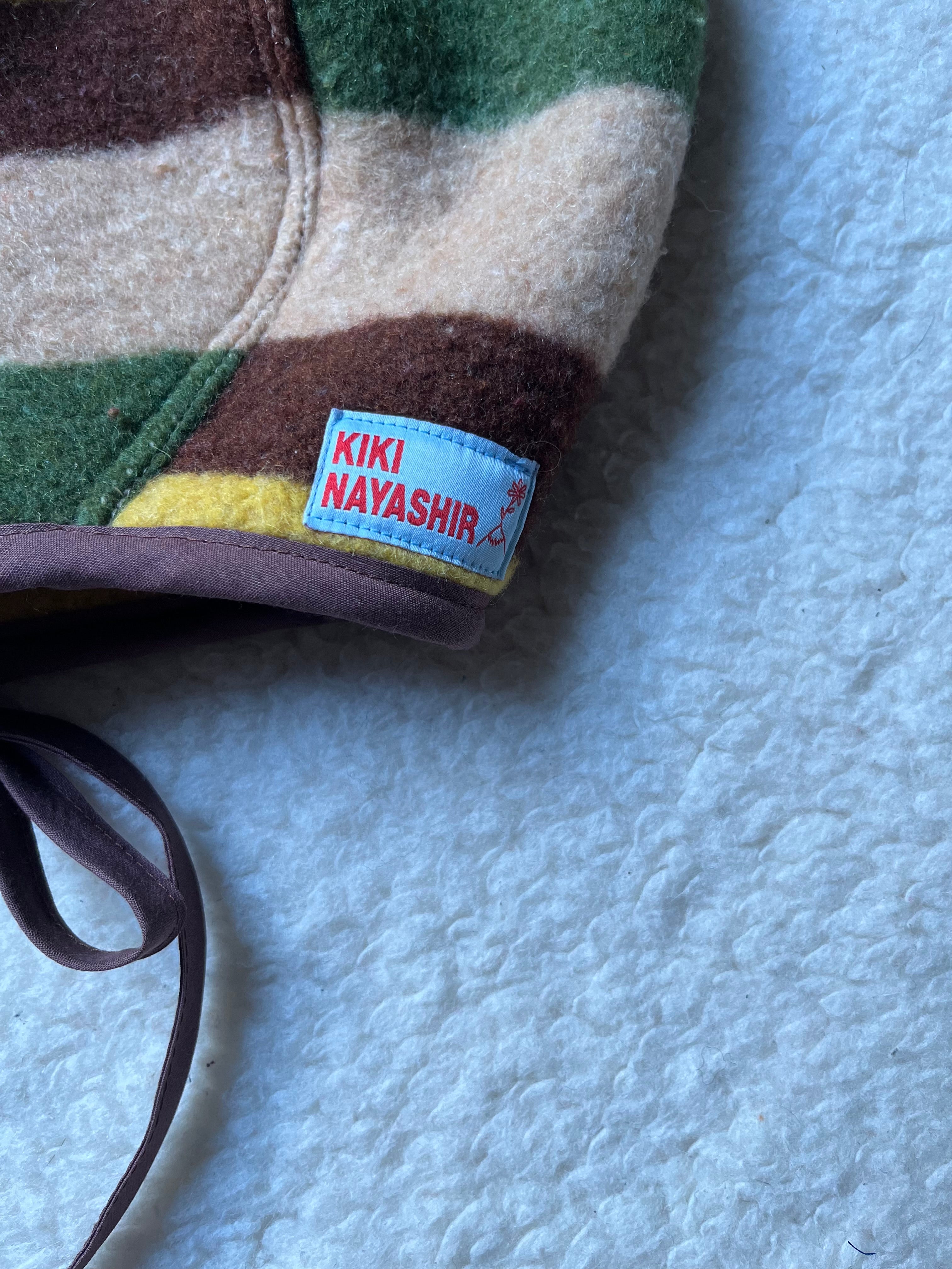 Béguin rayures adulte upcyclé en laine – Pièce unique