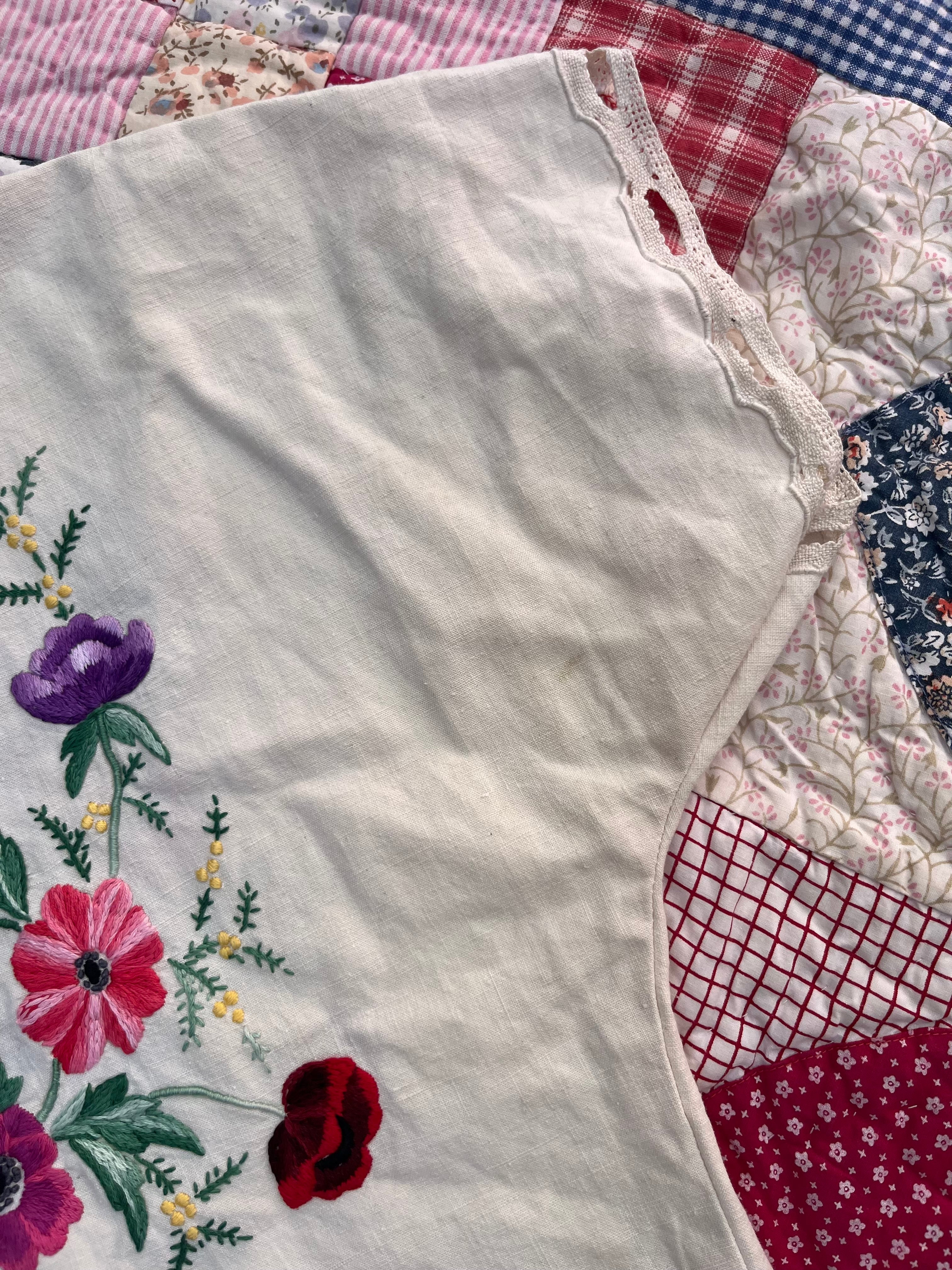 Blouse lin brodé - Pièce unique