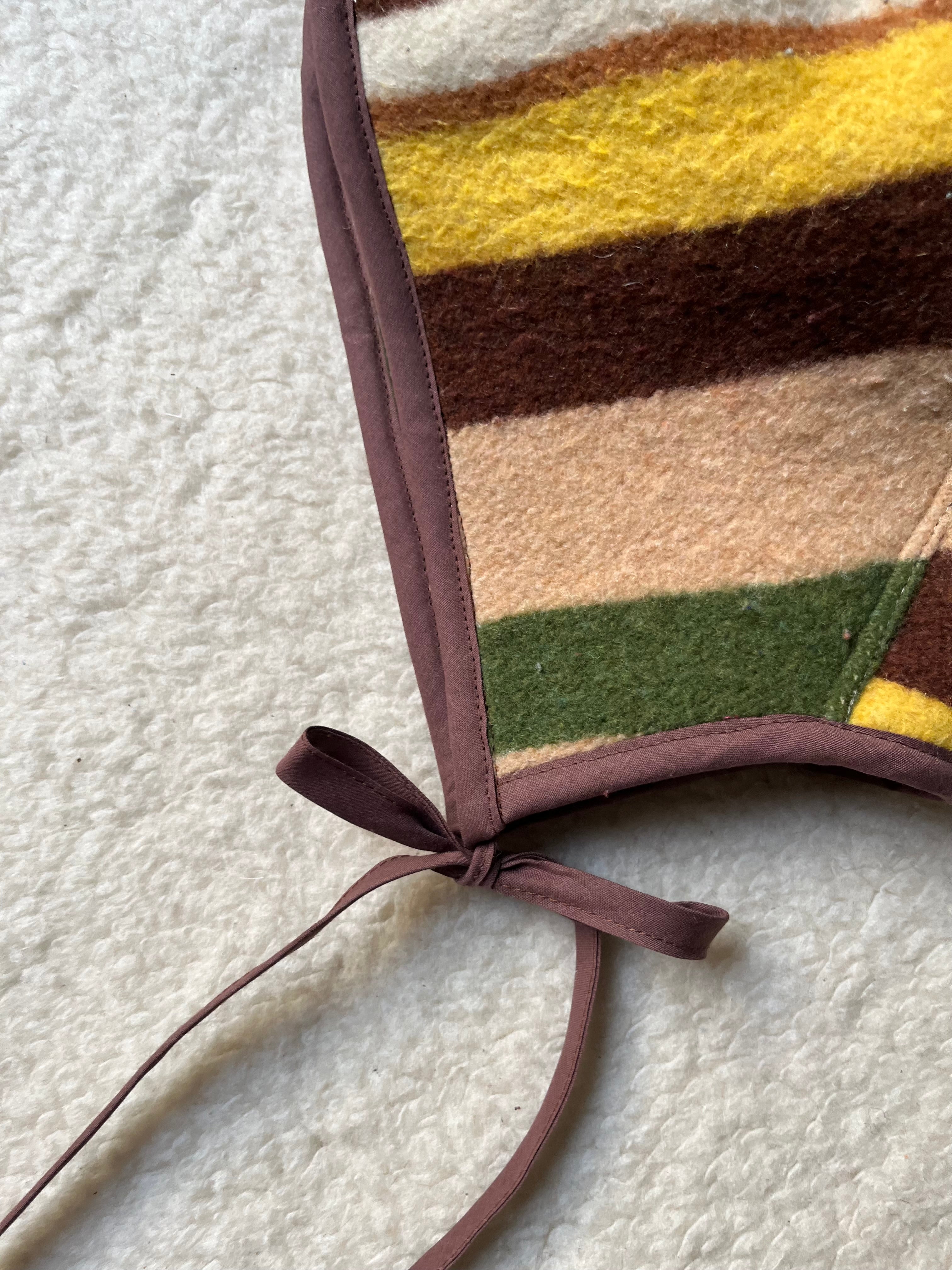 Béguin rayures adulte upcyclé en laine – Pièce unique