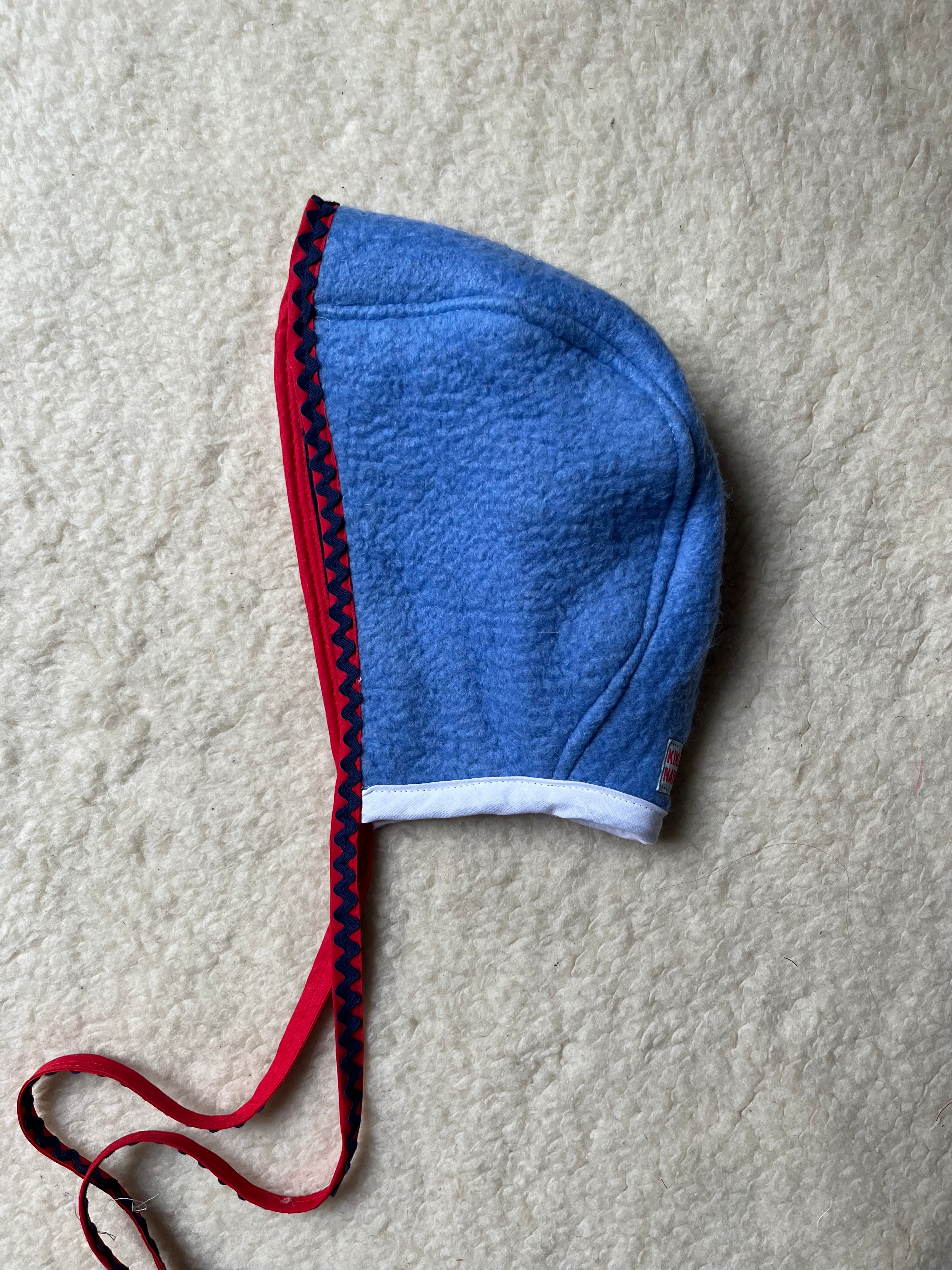 Béguin uni adulte upcyclé en laine – Pièce unique