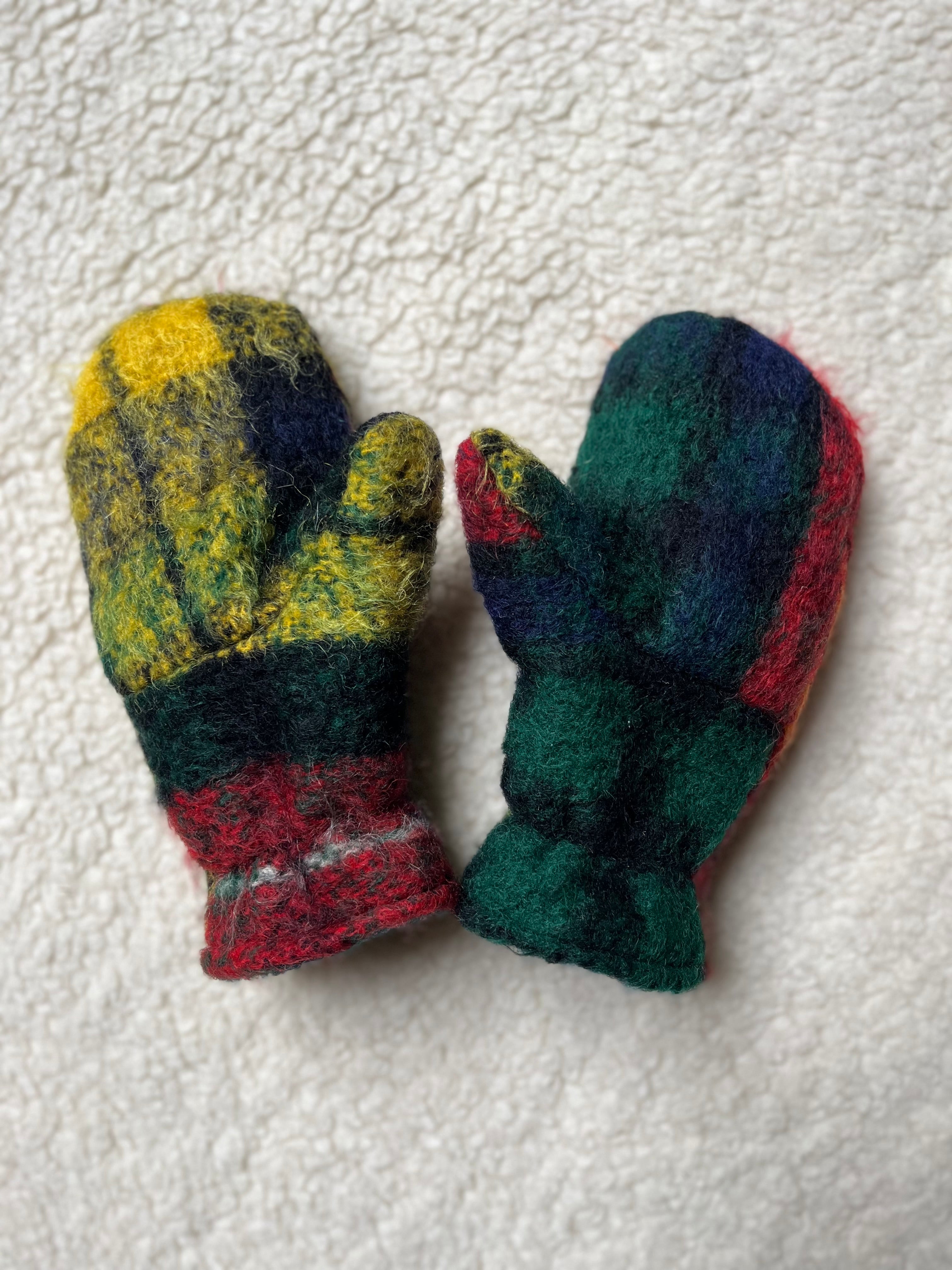 Moufles upcyclées en mohair tartan