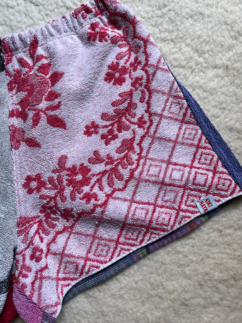 Mini Short éponge vintage – Pièce Unique