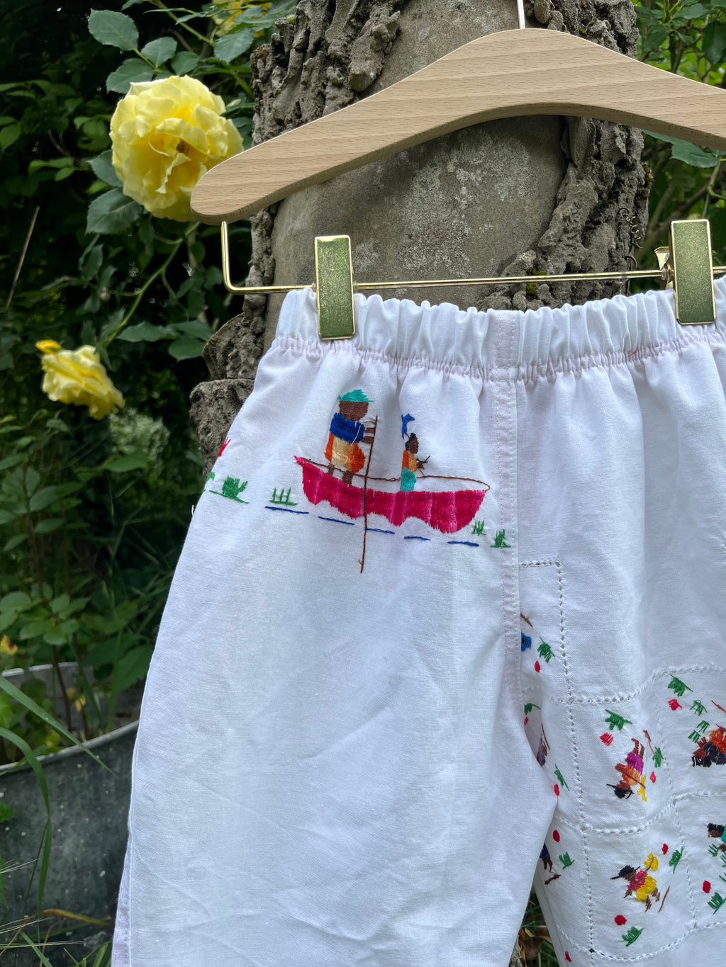 Pantalon enfant brodé