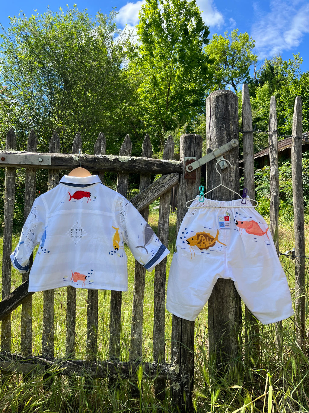 Ensemble brodé poisson enfant