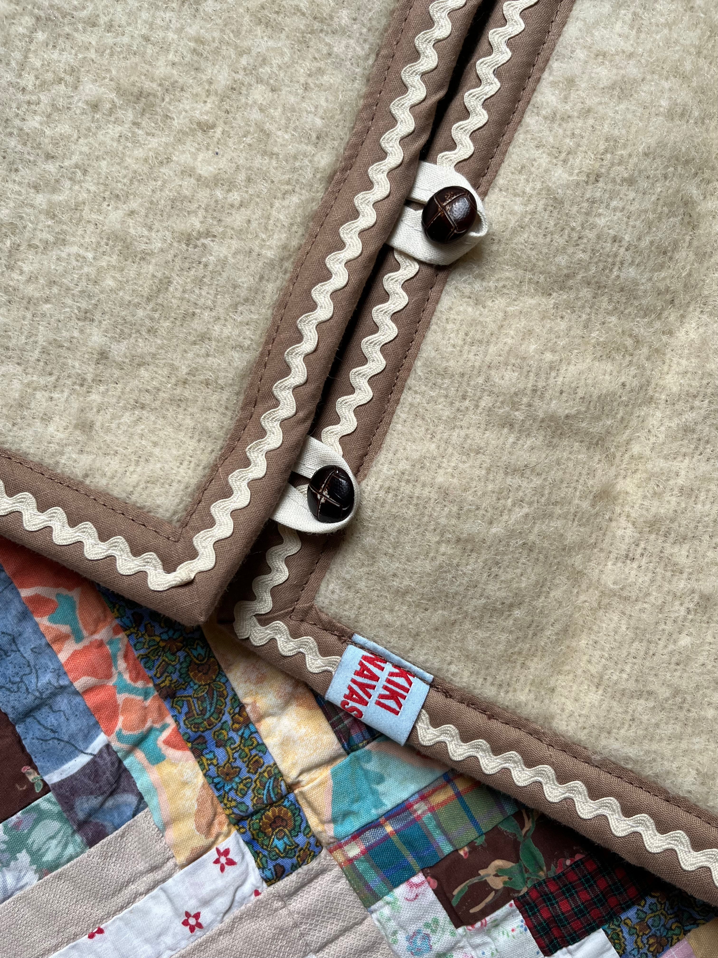 Boléro upcyclée en laine crème- Pièce unique