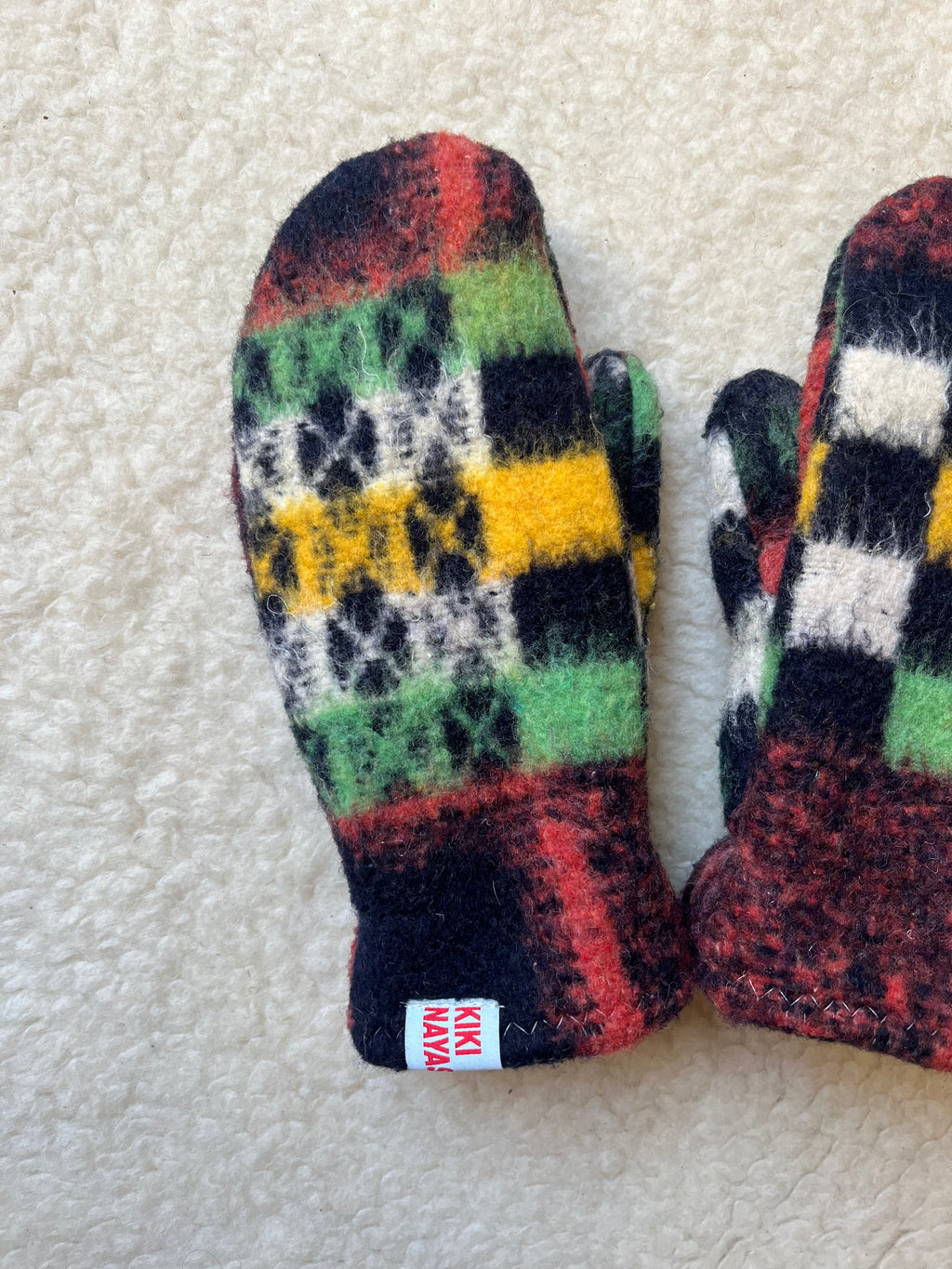 Moufles upcyclées multicolore