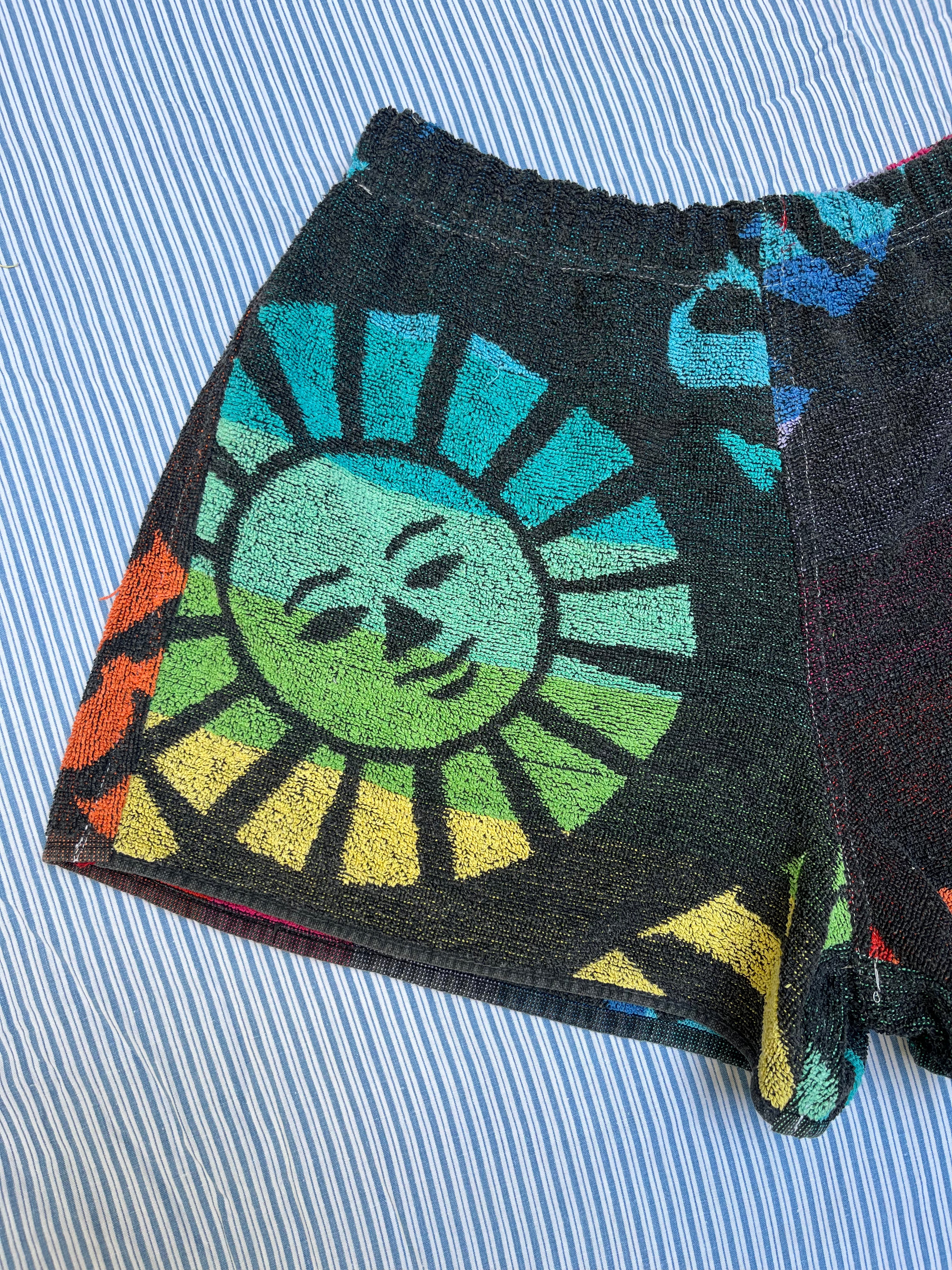 Mini Short éponge vintage   – Pièce Unique