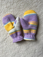 Moufles upcyclées à rayures