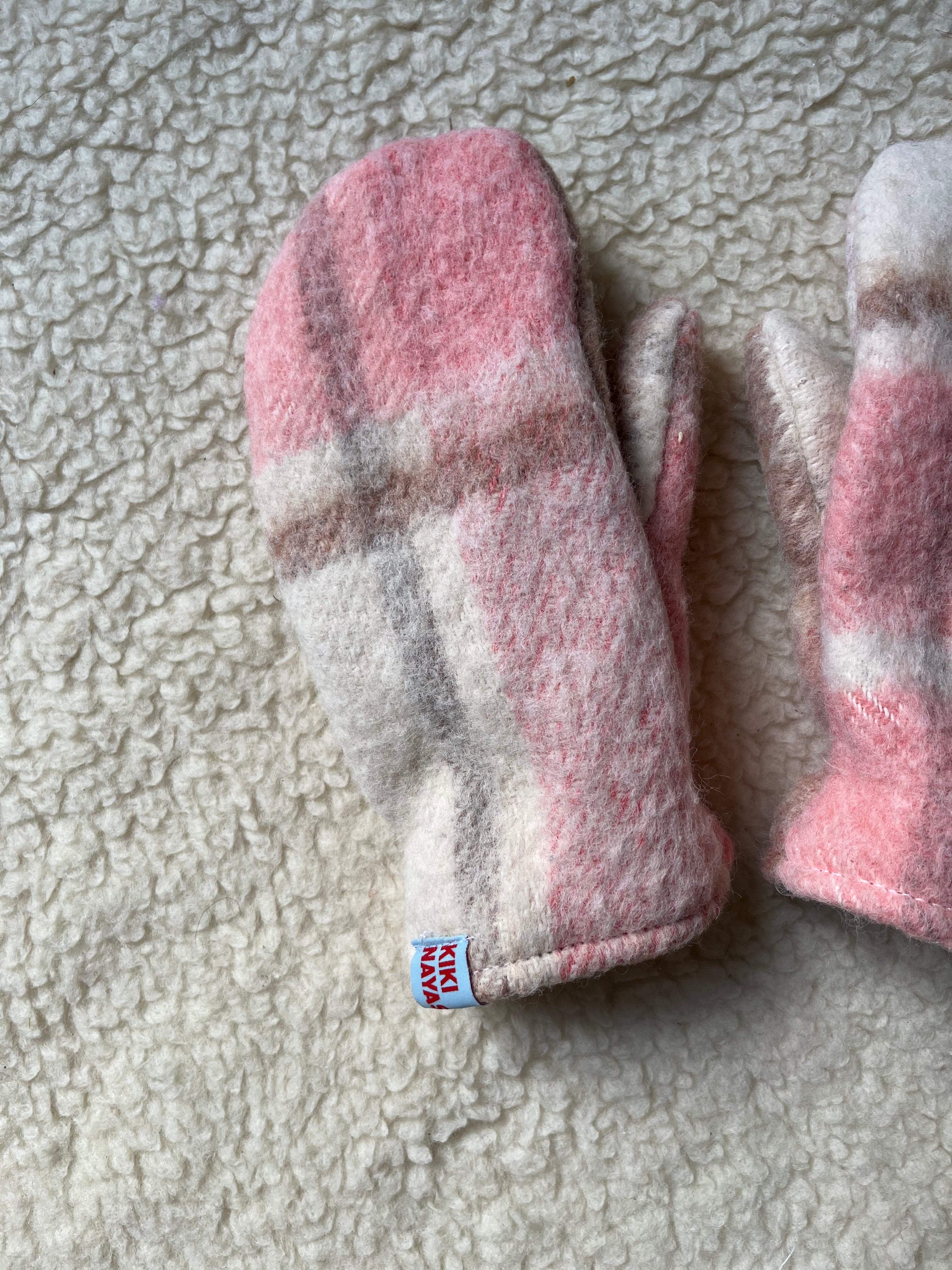 Moufles upcyclées laine à carreaux