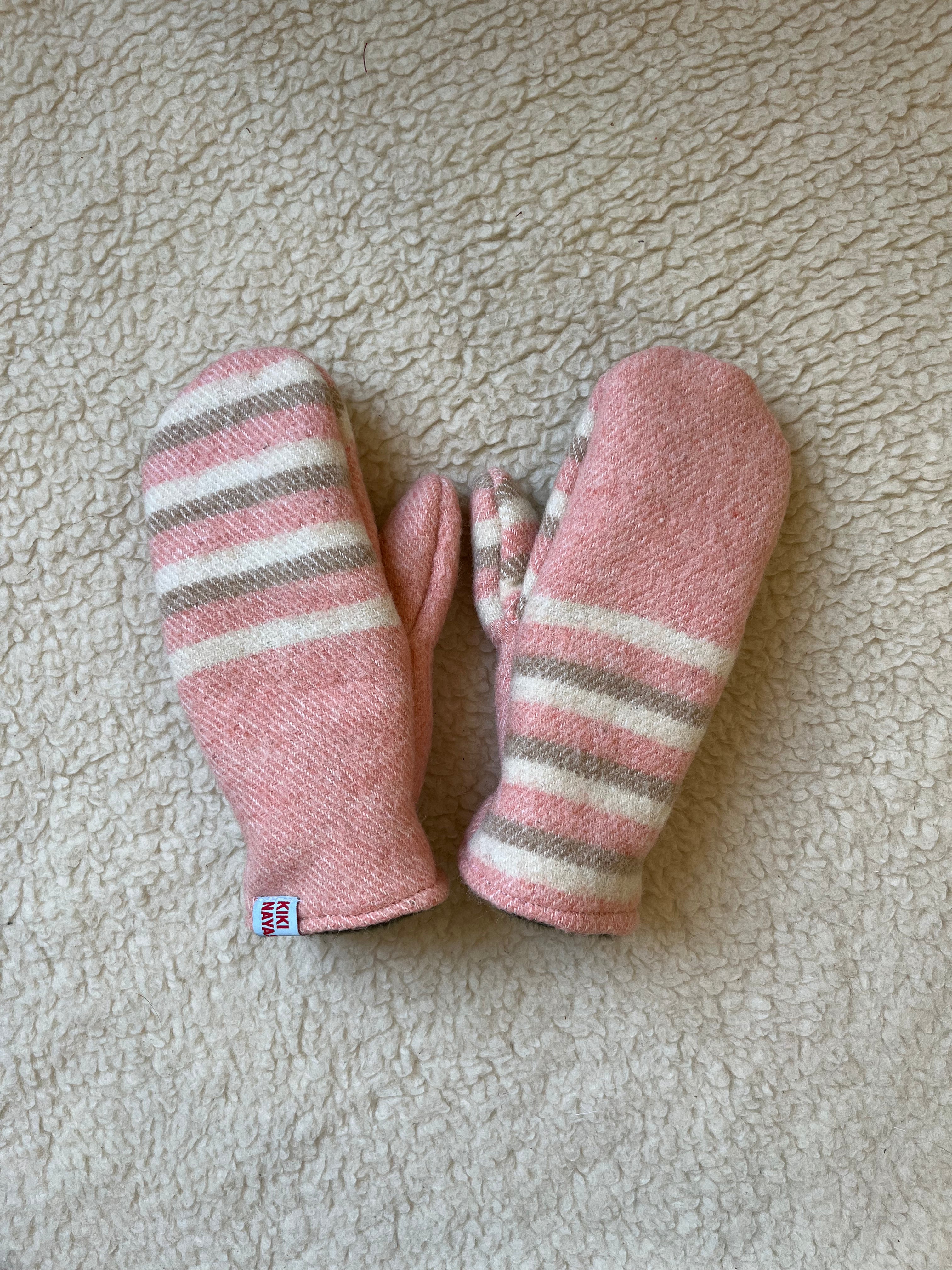 Moufles upcyclées en laine rayures