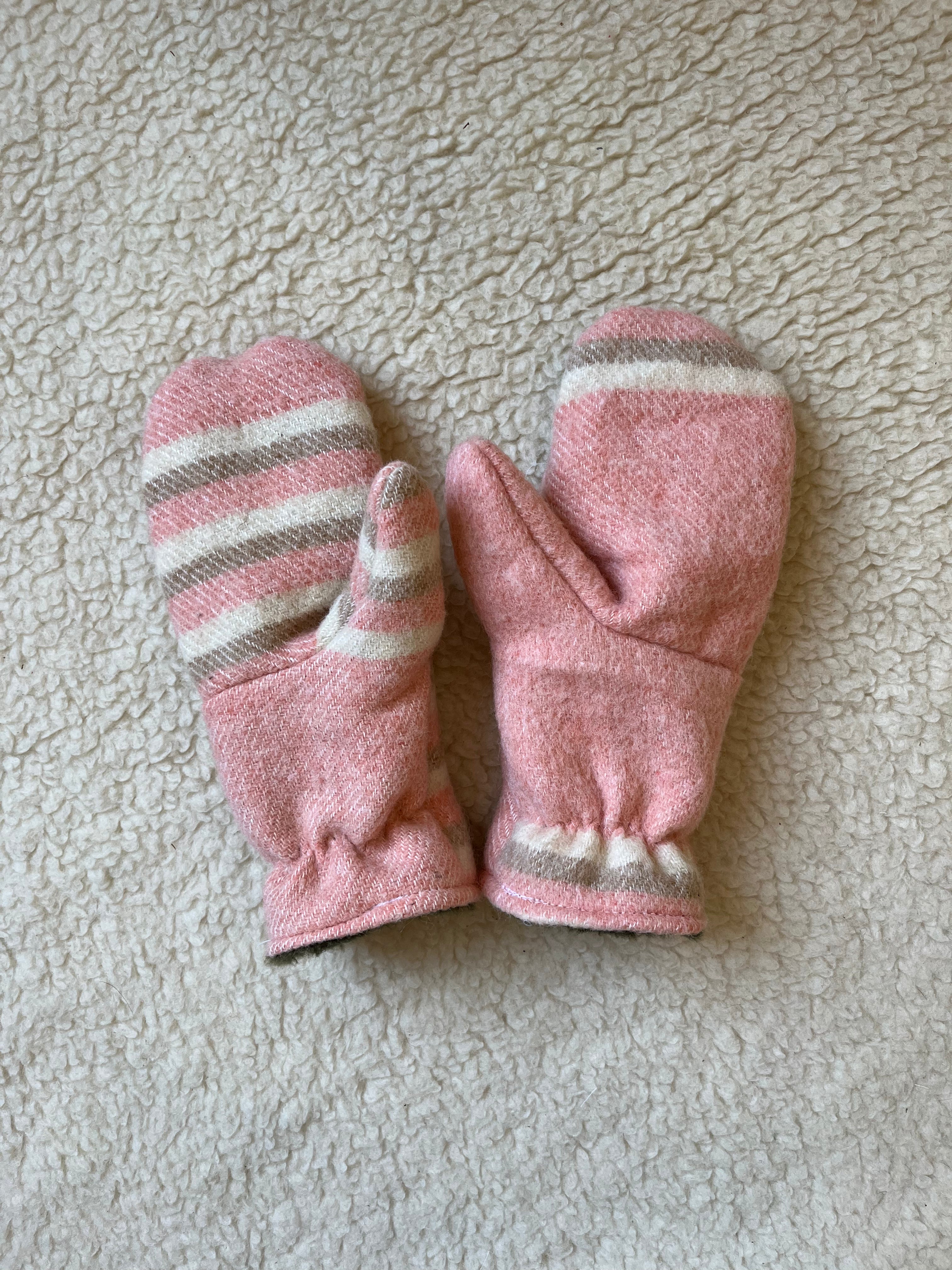 Moufles upcyclées en laine rayures