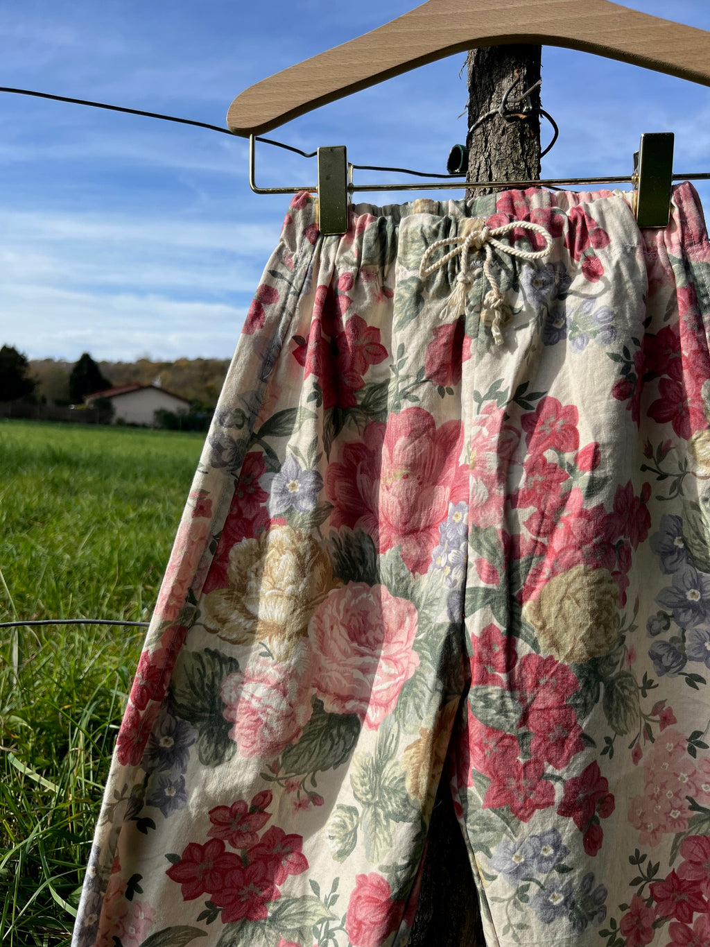 Pantalon enfant à fleurs